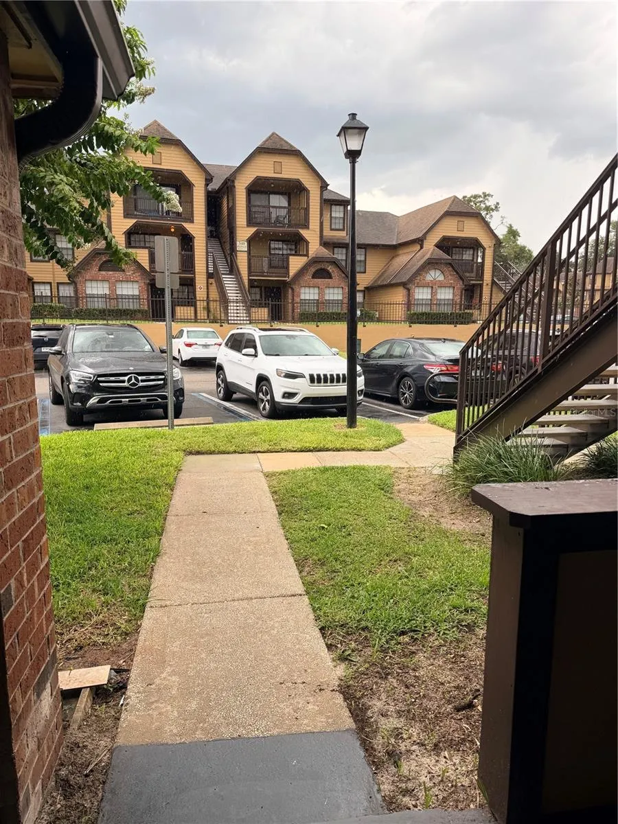 345 FORESTWAY CIRCLE #107 Altamonte Springs, FL 32701