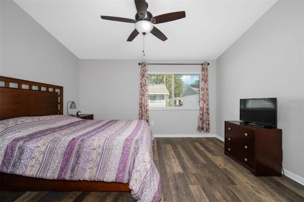 2132 SW 39TH DRIVE Gainesville, FL 32607