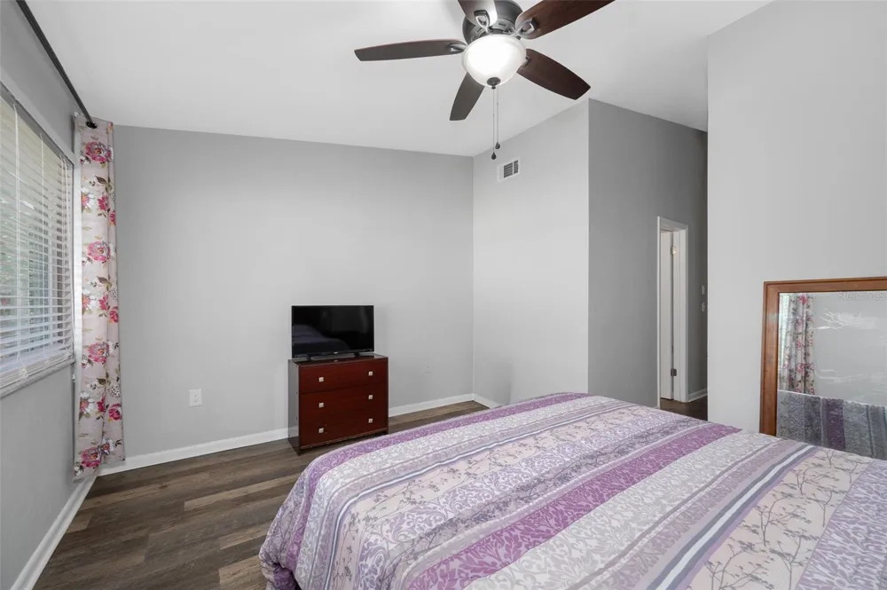 2132 SW 39TH DRIVE Gainesville, FL 32607