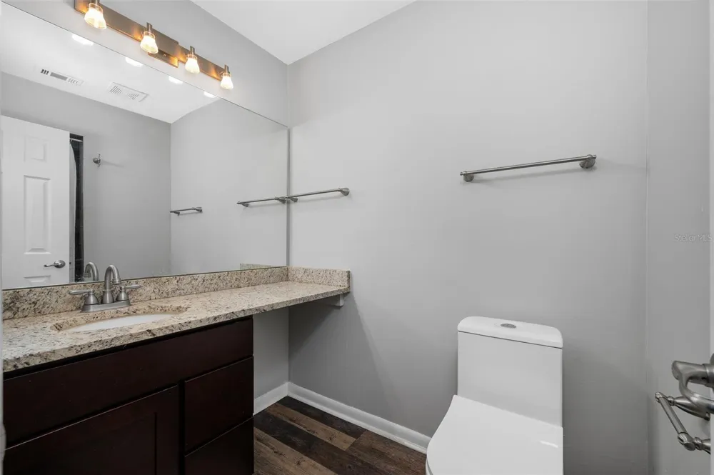2132 SW 39TH DRIVE Gainesville, FL 32607
