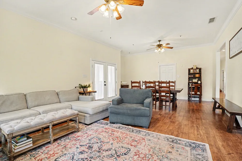 7700 Farm Village Road Scurry, TX 75158