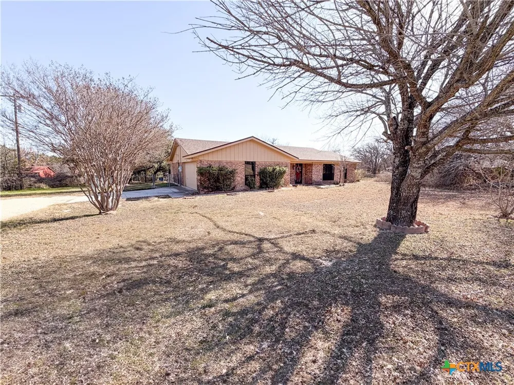 3125 SIKES DRIVE Kempner, TX 76539