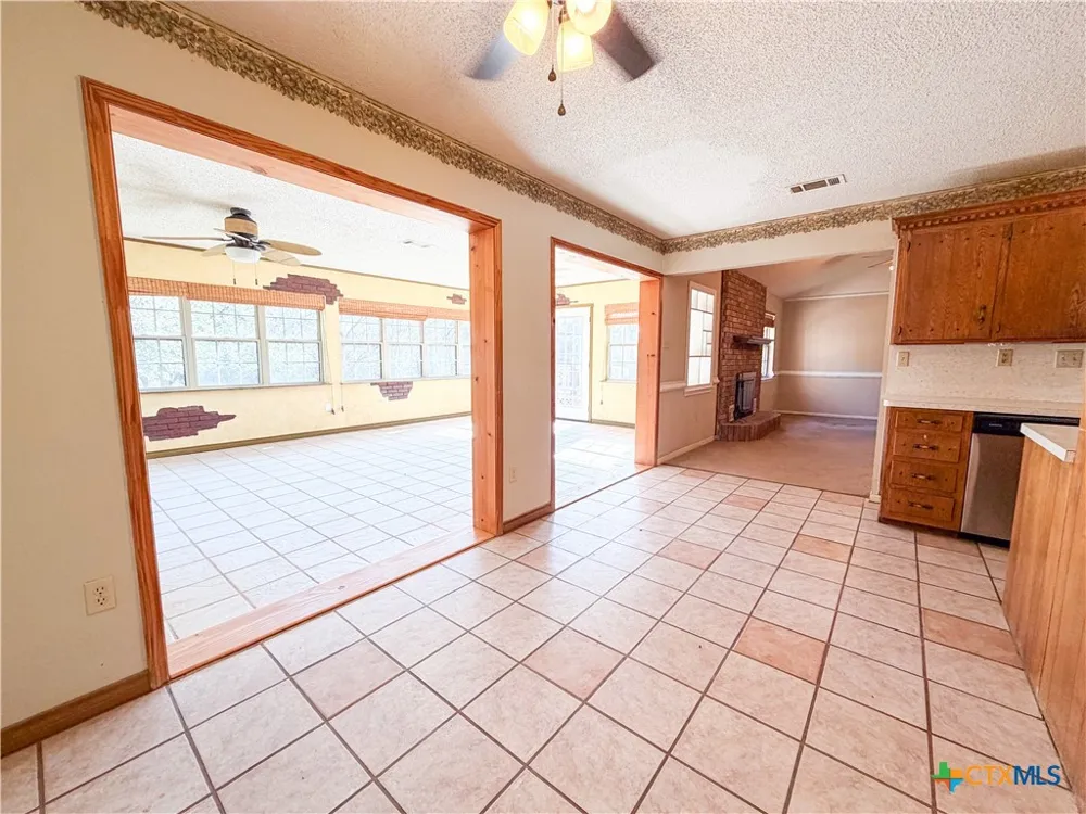 3125 SIKES DRIVE Kempner, TX 76539
