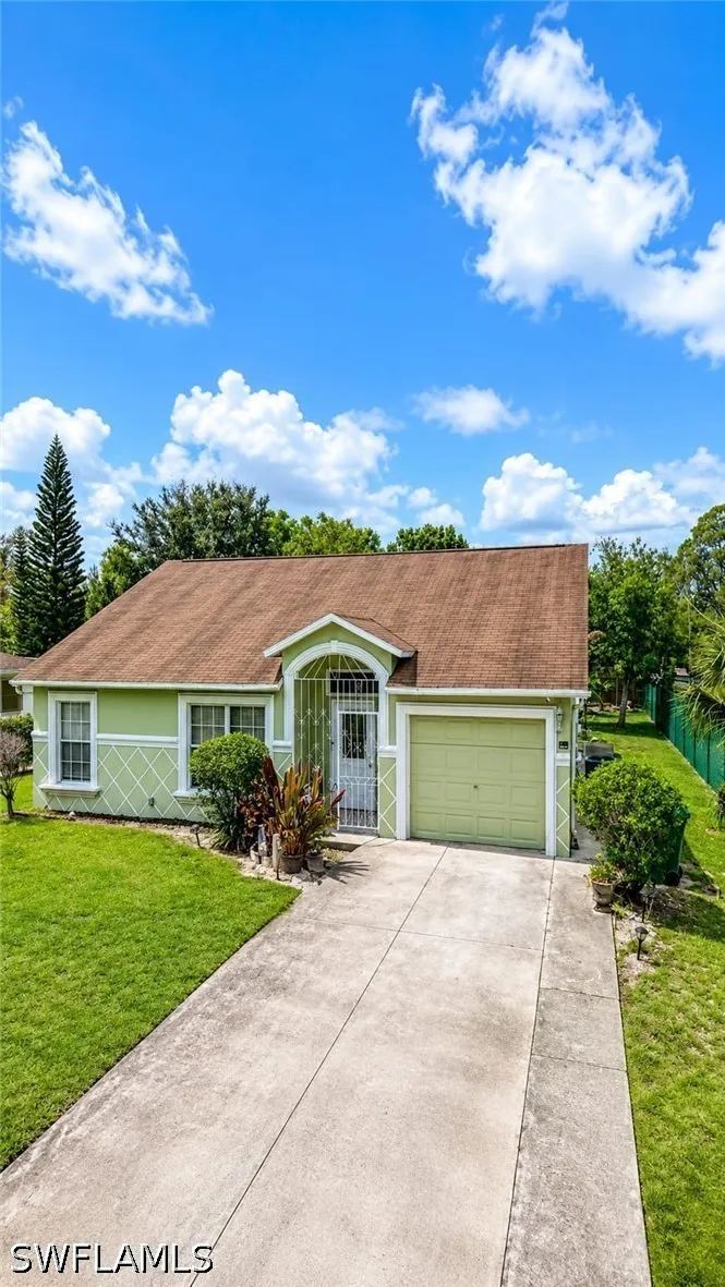 Outer Drive Naples, FL 34112