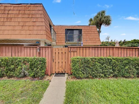 310 Buttonwood Lane #B