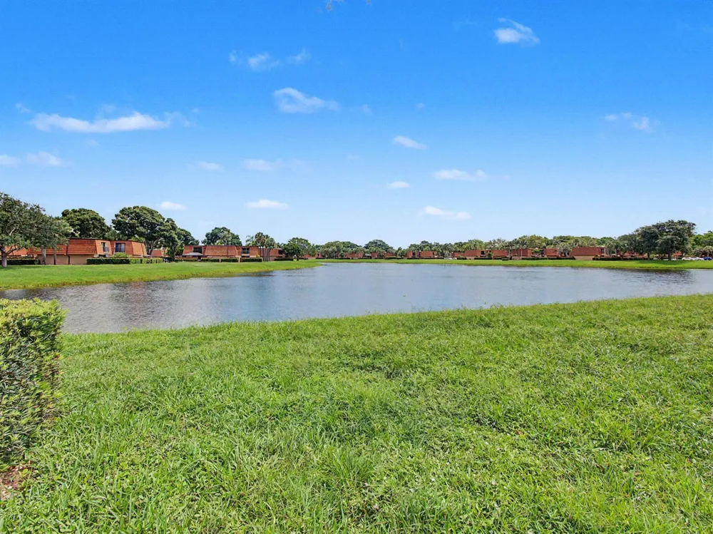 310 Buttonwood Lane #B Boynton Beach, FL 33436