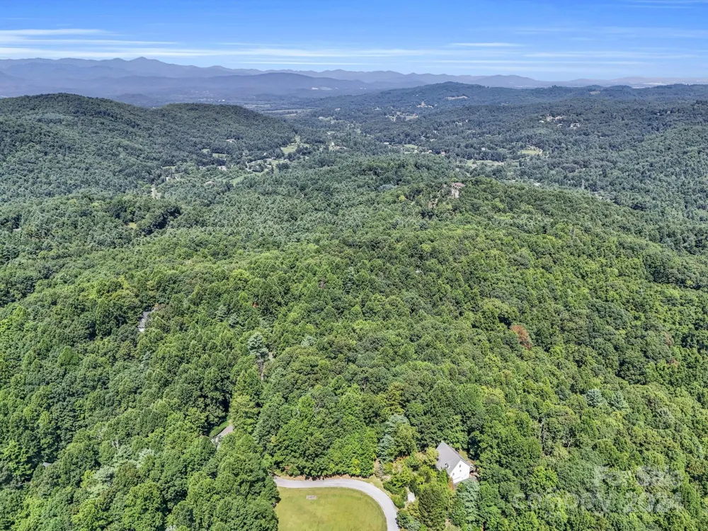 SR1196-B Evans Road Hendersonville, NC 28739