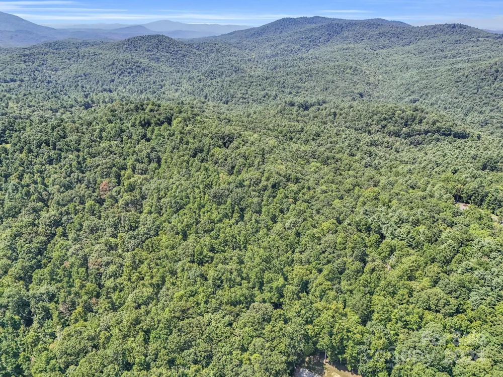 SR1196-B Evans Road Hendersonville, NC 28739