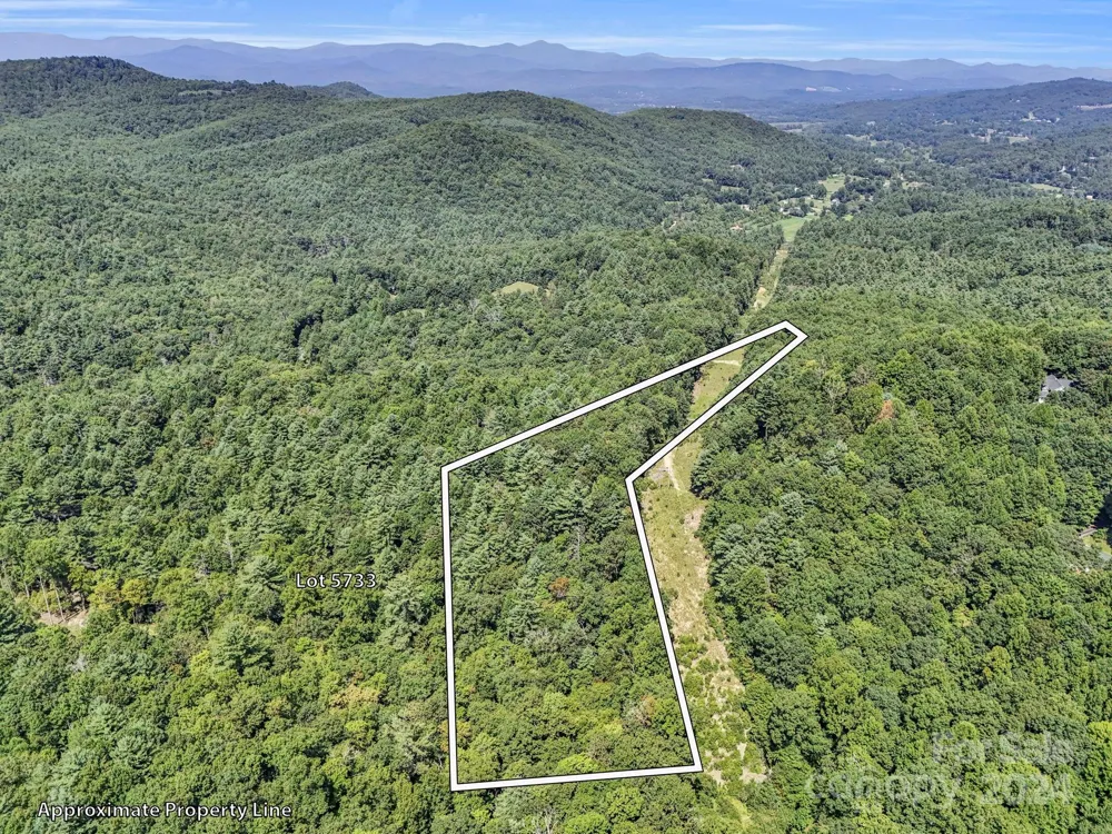 SR1196-A Evans Road Hendersonville, NC 28739