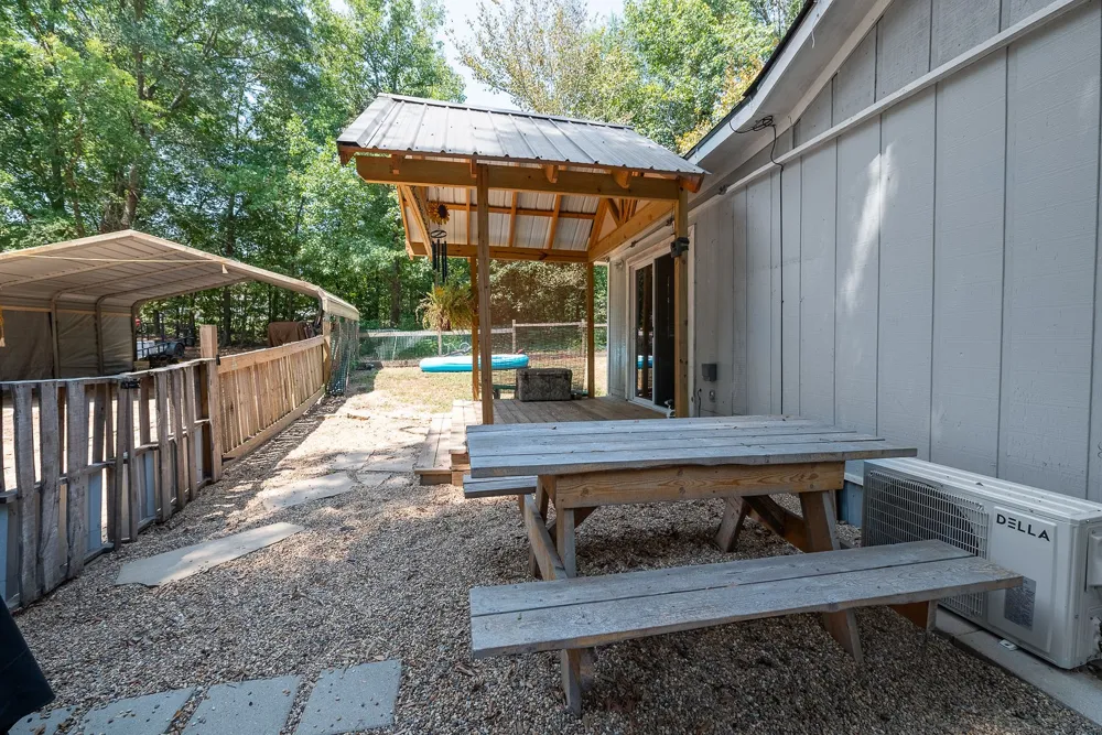 294 County road 4470 Winnsboro, TX 75494