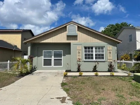 1100 LOWRY AVENUE #33