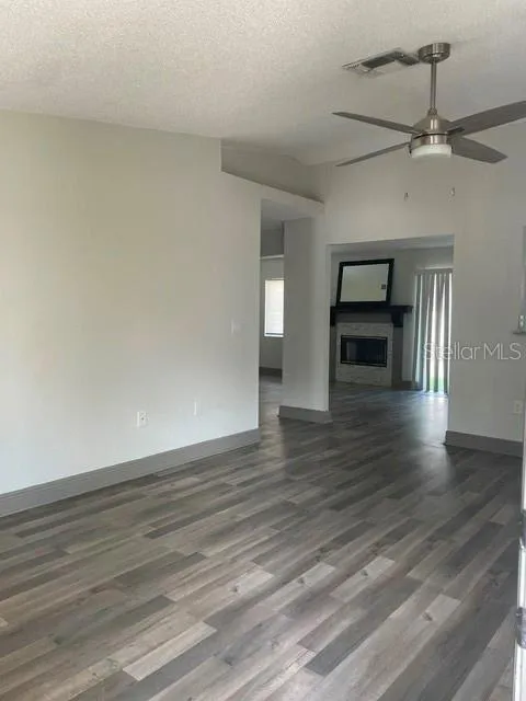 1100 LOWRY AVENUE #33 Lakeland, FL 33801