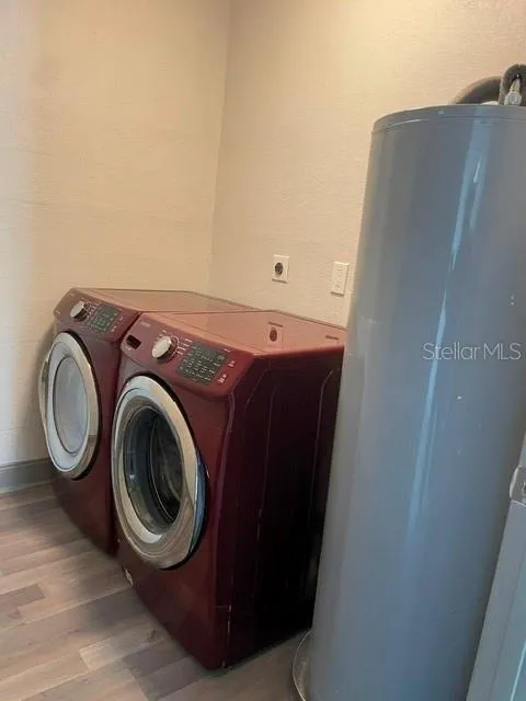 1100 LOWRY AVENUE #33 Lakeland, FL 33801