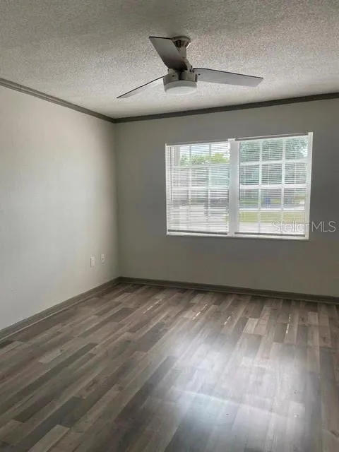 1100 LOWRY AVENUE #33 Lakeland, FL 33801