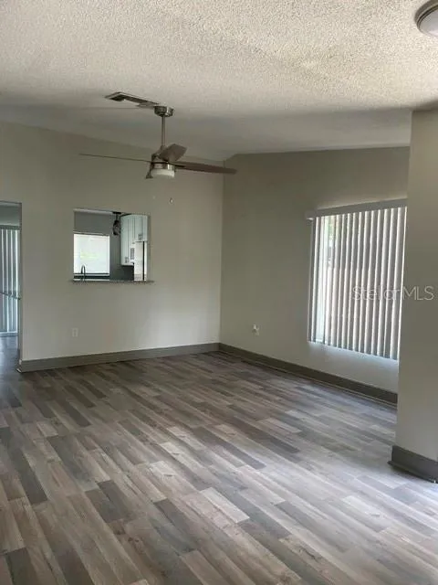 1100 LOWRY AVENUE #33 Lakeland, FL 33801