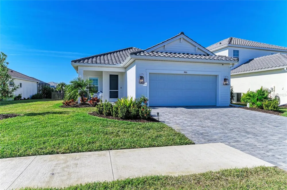 9920 CRYSTAL ISLE CIRCLE Sarasota, FL 34241