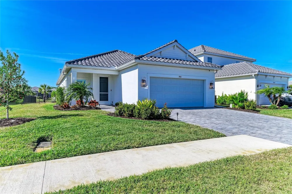 9920 CRYSTAL ISLE CIRCLE Sarasota, FL 34241
