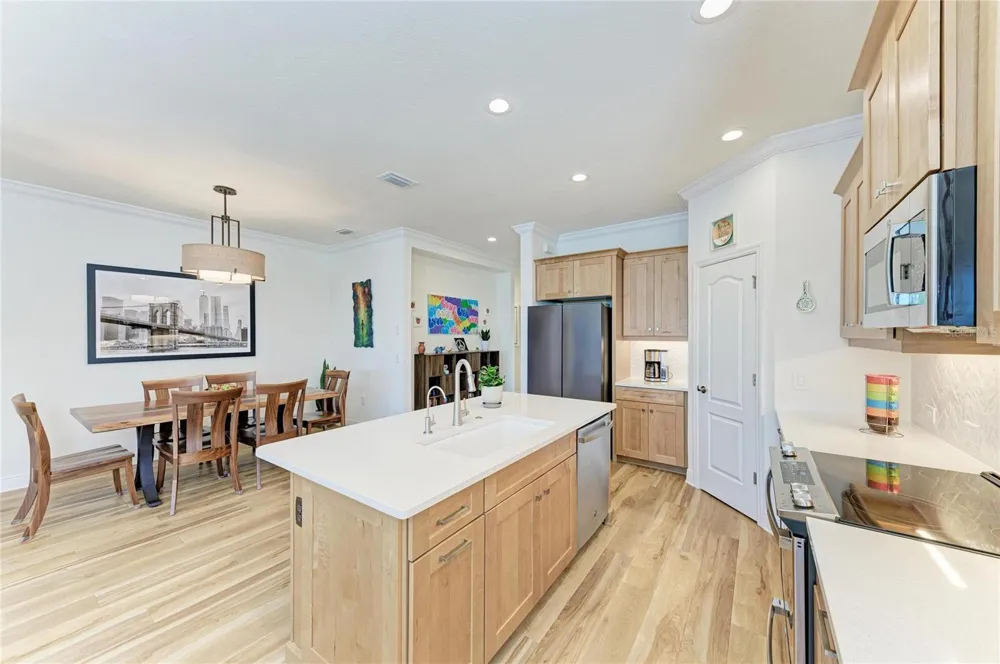 9920 CRYSTAL ISLE CIRCLE Sarasota, FL 34241