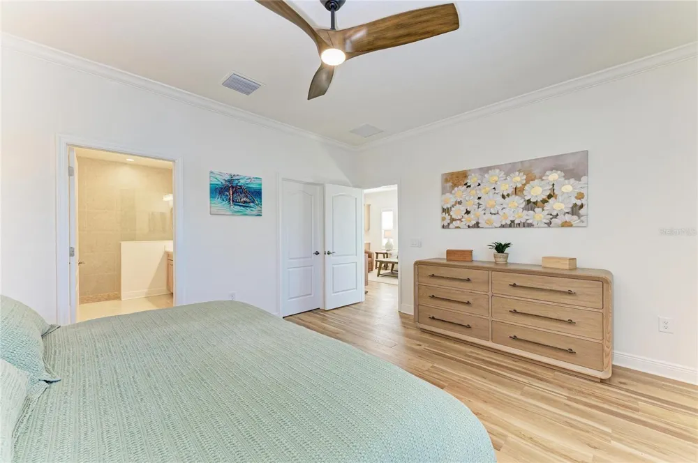 9920 CRYSTAL ISLE CIRCLE Sarasota, FL 34241
