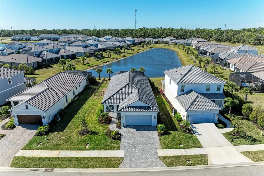 9920 CRYSTAL ISLE CIRCLE Sarasota, FL 34241