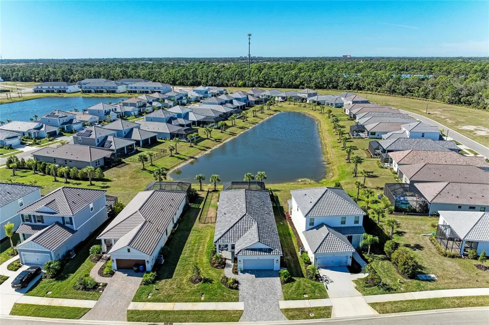9920 CRYSTAL ISLE CIRCLE Sarasota, FL 34241
