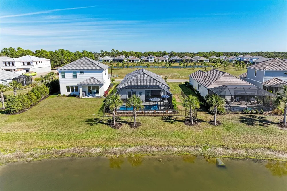 9920 CRYSTAL ISLE CIRCLE Sarasota, FL 34241