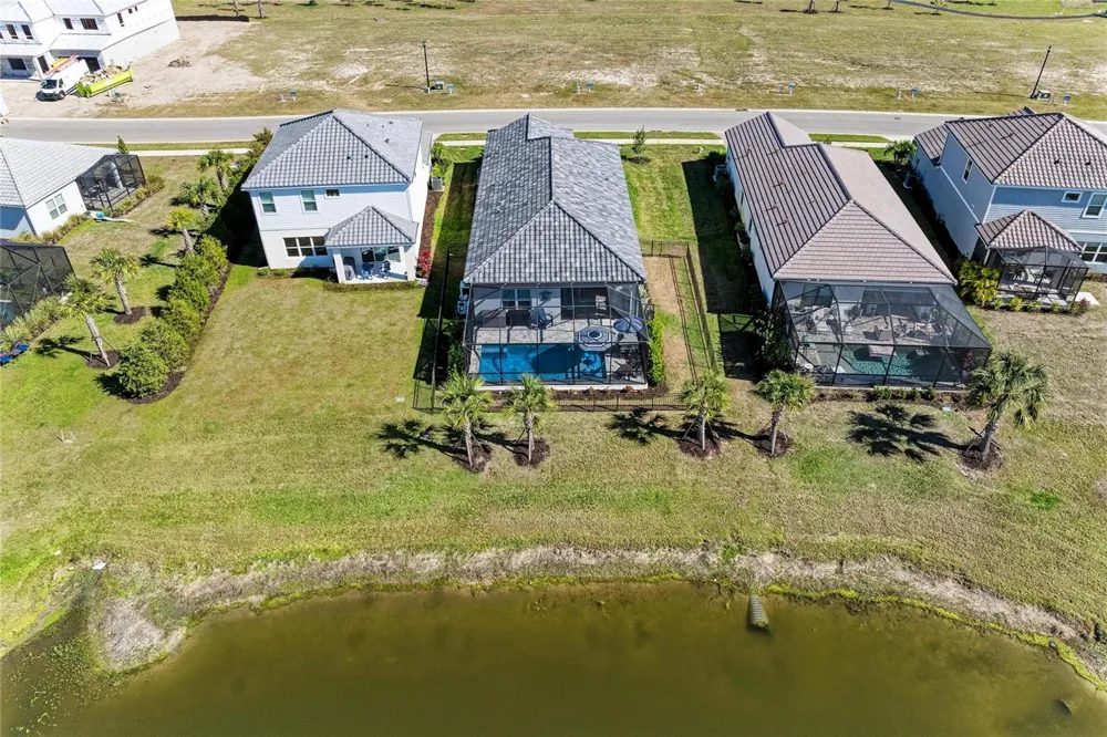 9920 CRYSTAL ISLE CIRCLE Sarasota, FL 34241