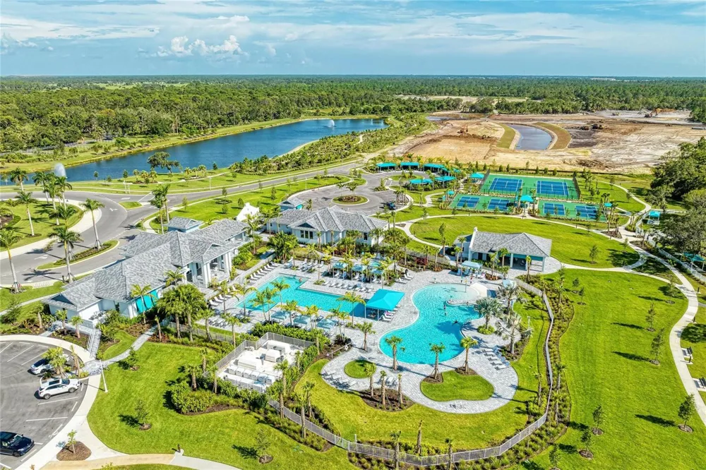 9920 CRYSTAL ISLE CIRCLE Sarasota, FL 34241