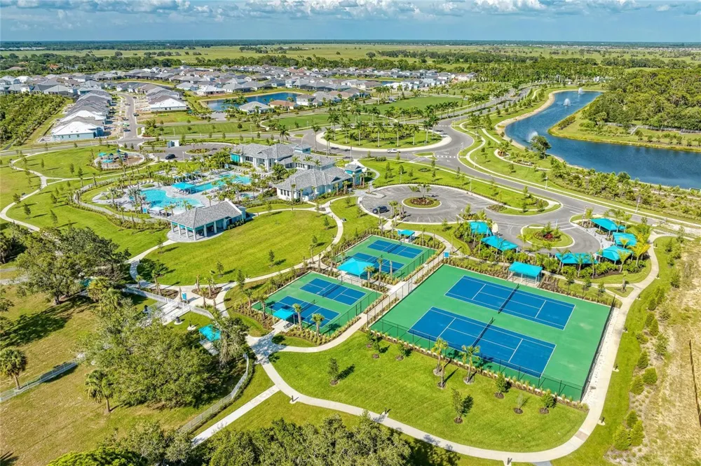 9920 CRYSTAL ISLE CIRCLE Sarasota, FL 34241