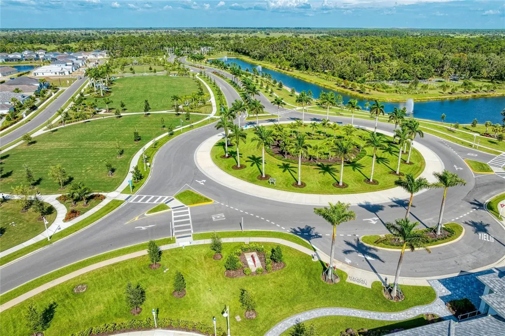 9920 CRYSTAL ISLE CIRCLE Sarasota, FL 34241