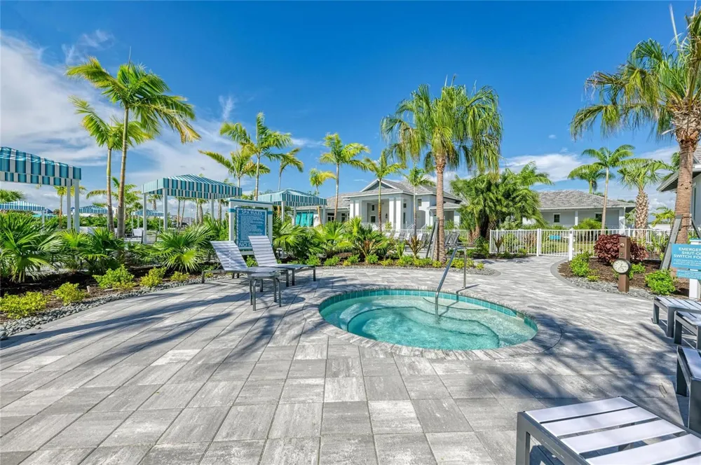 9920 CRYSTAL ISLE CIRCLE Sarasota, FL 34241
