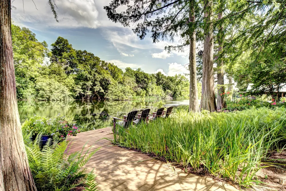 286 Starlight Drive Natchitoches, LA 71457