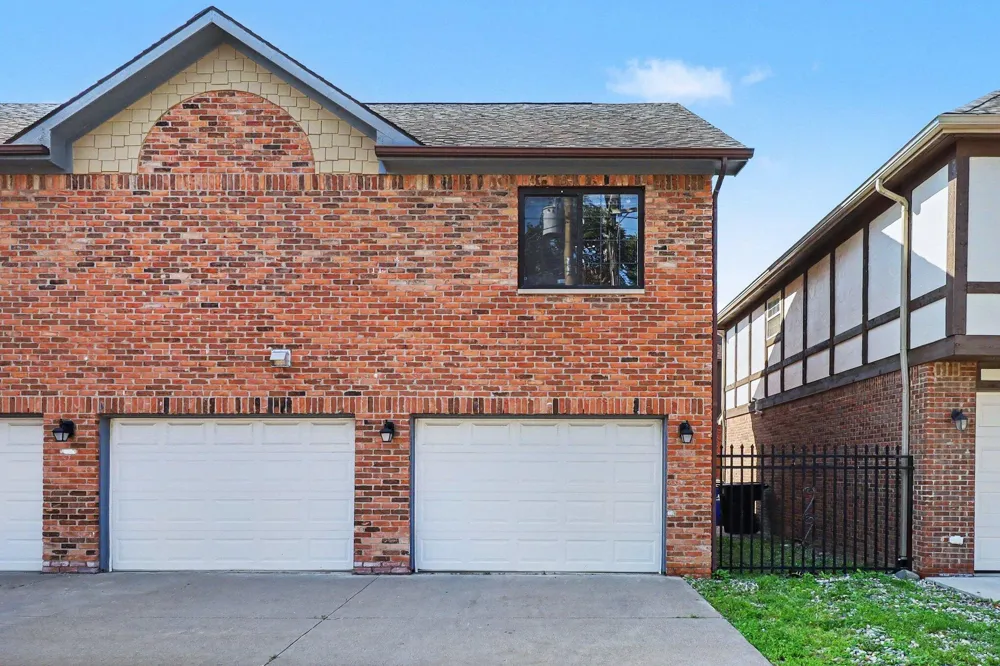 431 E Ferry Street Detroit, MI 48202