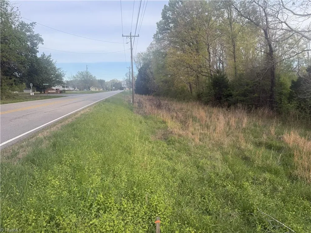00 Price Road Eden, NC 27288
