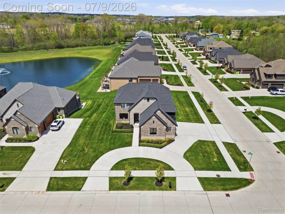 11963 Forest Brook Drive Washington Township, MI 48094