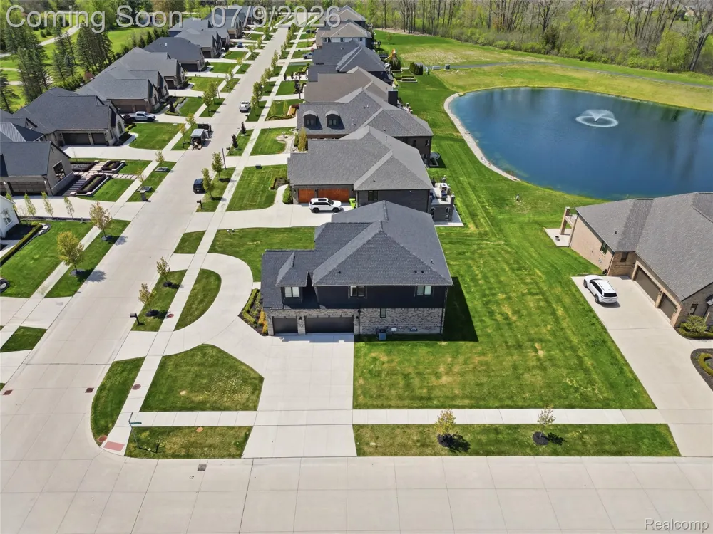 11963 Forest Brook Drive Washington Township, MI 48094