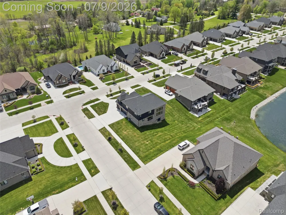 11963 Forest Brook Drive Washington Township, MI 48094