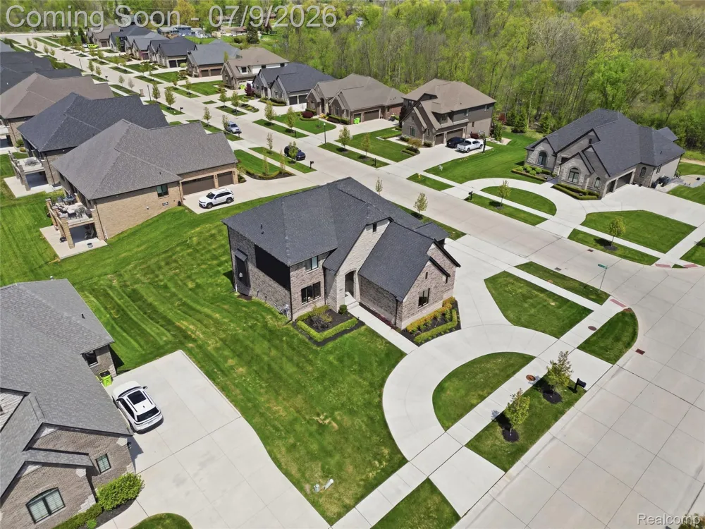 11963 Forest Brook Drive Washington Township, MI 48094