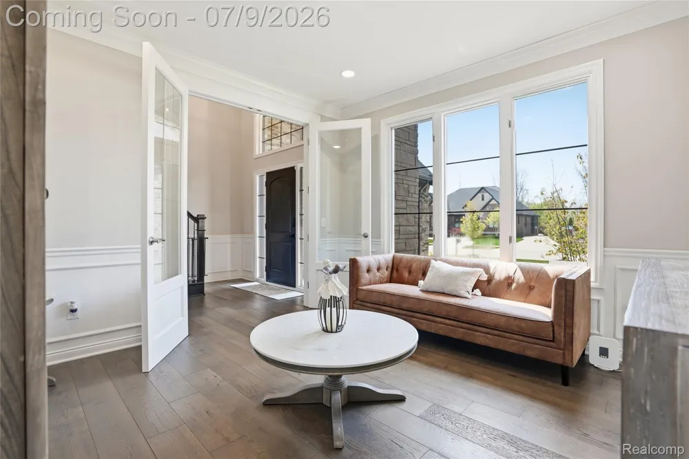 11963 Forest Brook Drive Washington Township, MI 48094