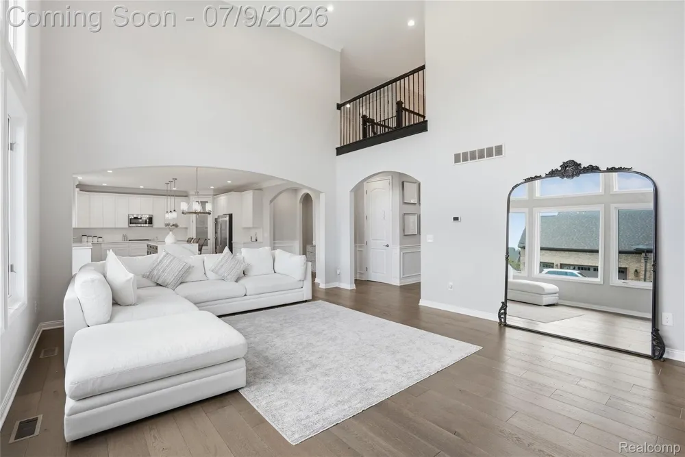 11963 Forest Brook Drive Washington Township, MI 48094