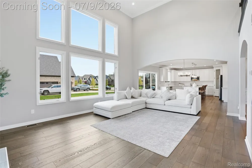 11963 Forest Brook Drive Washington Township, MI 48094