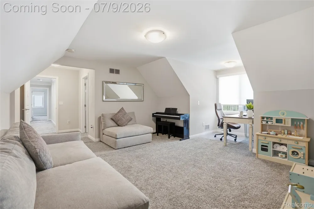 11963 Forest Brook Drive Washington Township, MI 48094