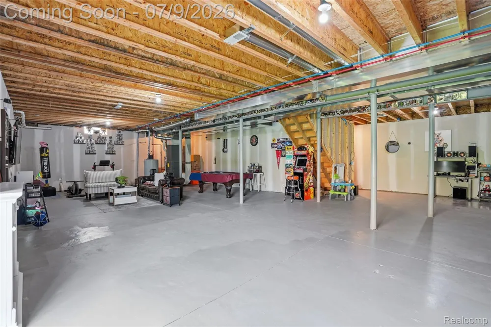 11963 Forest Brook Drive Washington Township, MI 48094