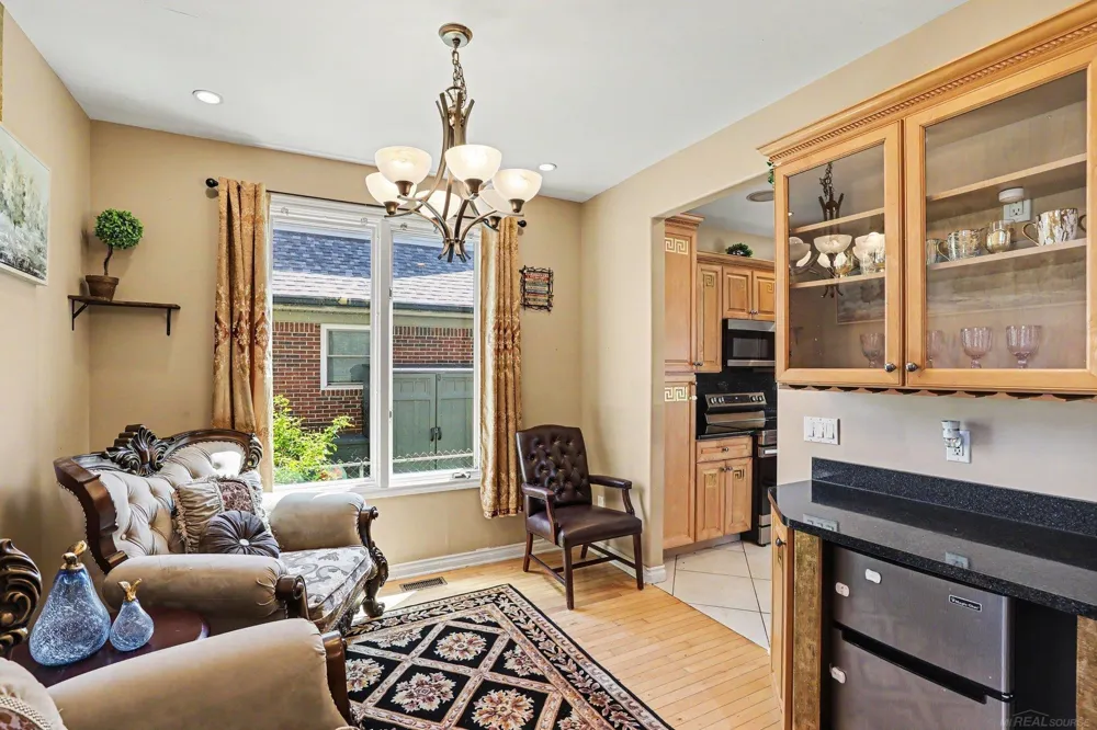 38035 Pointe Rosa Street Harrison Charter Township, MI 48045