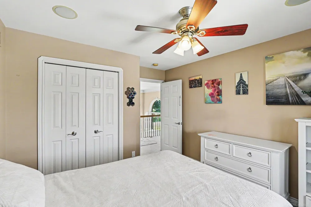 38035 Pointe Rosa Street Harrison Charter Township, MI 48045