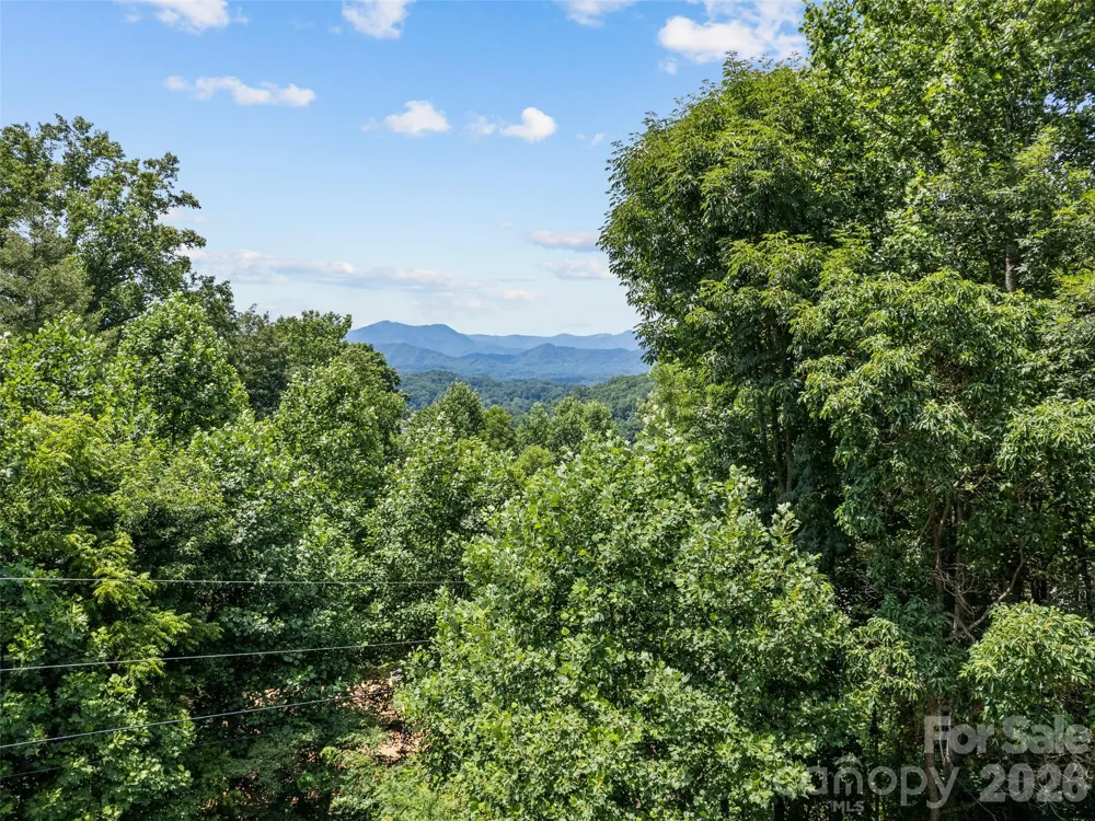 412 Gaddy Heights Waynesville, NC 28786