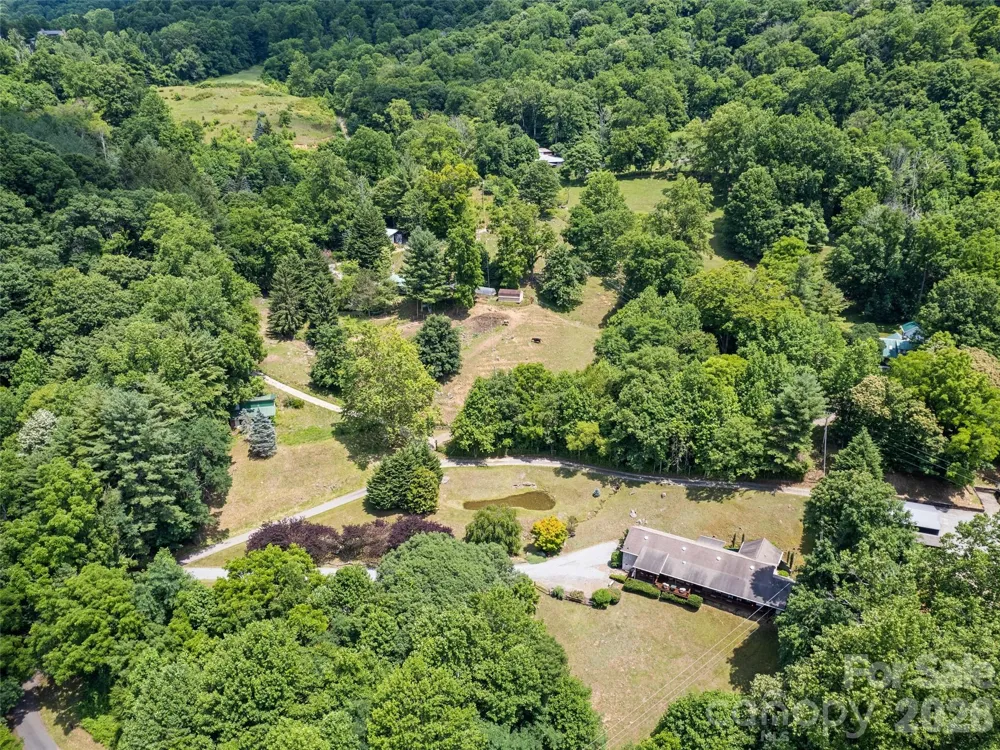 412 Gaddy Heights Waynesville, NC 28786