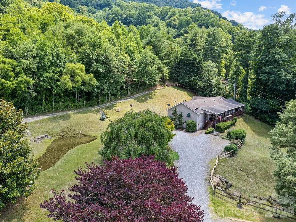 412 Gaddy Heights Waynesville, NC 28786