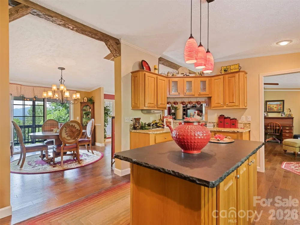 412 Gaddy Heights Waynesville, NC 28786