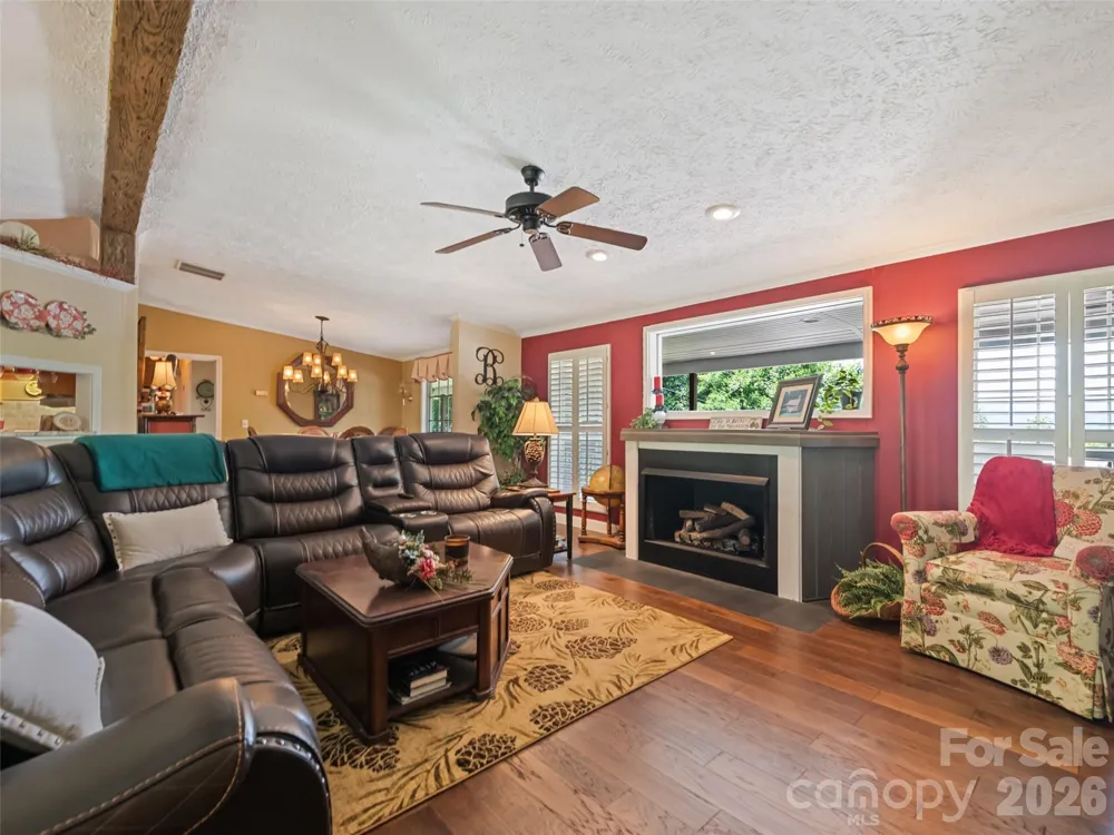 412 Gaddy Heights Waynesville, NC 28786